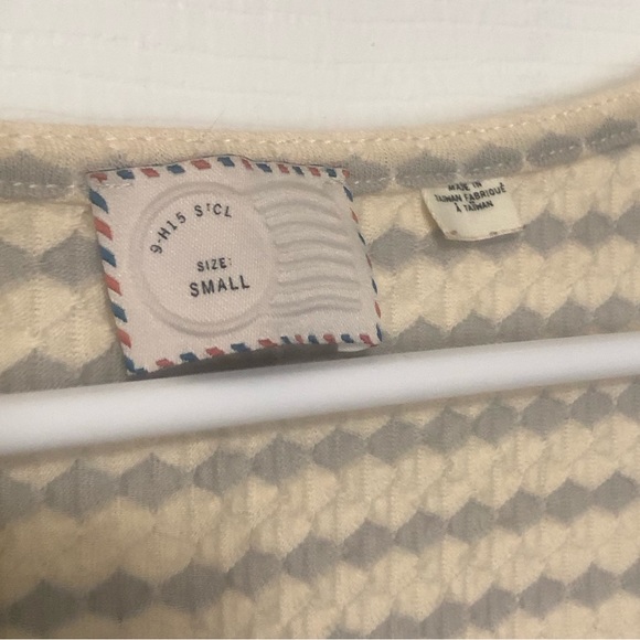 Flirty Anthropologie peplum top - Picture 2 of 4